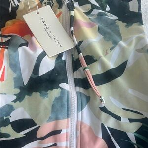 NEW SAND & BLISS  Women's Elegant TROPICAL One Piece Swimsuit